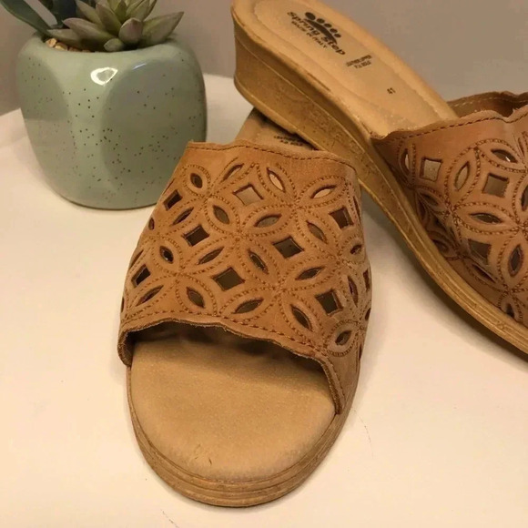 Spring Step Leather  Slip-On Perforated Sandal - Picture 3 of 10